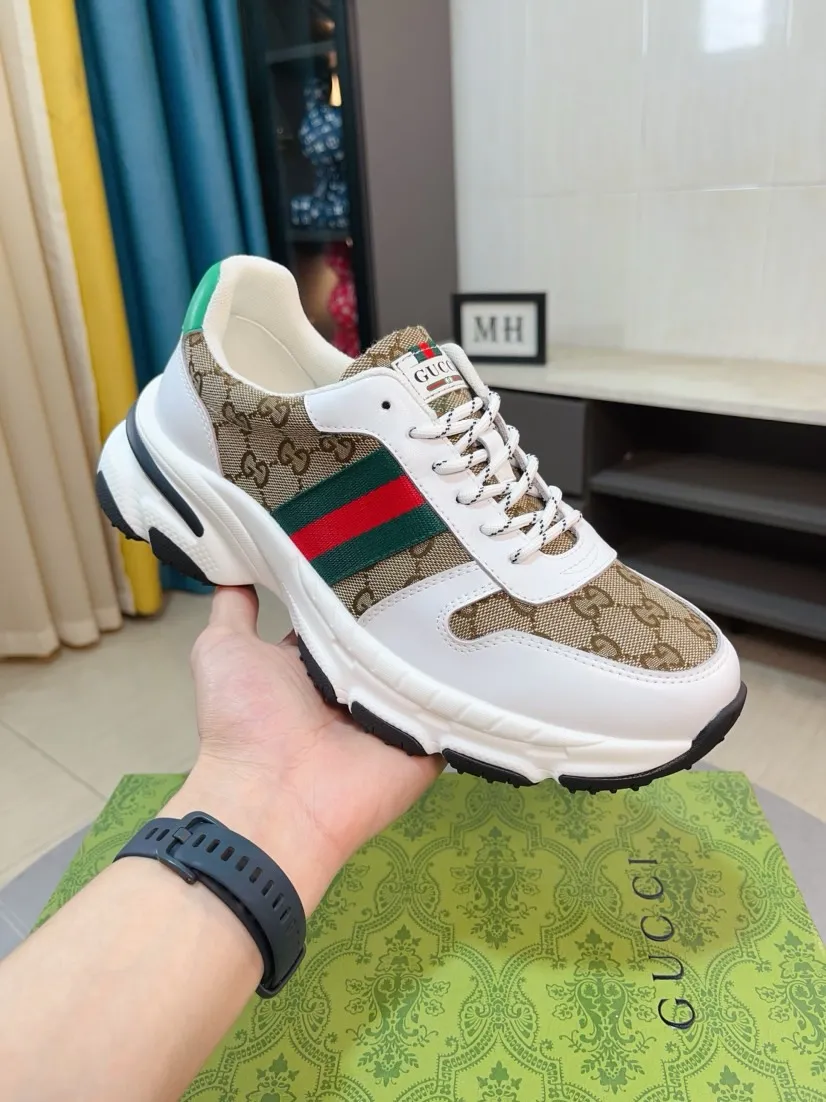 Men's shoes 💰458🌹🌹[GUCCI] Gucci's new lace-up casual men's shoes are on the market first, and the materials and workmanship are superior to all versions on the market. The highest quality shipped first-layer cowhide with imported original perforated materials➕Genuine leather lining, privately molded soft outsole, high foot comfort, imported special materials highlight the brand's unique charm, high-end customization 38-44